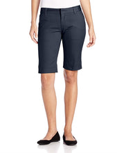Load image into Gallery viewer, Lee Juniors Bermuda Stretch Short
